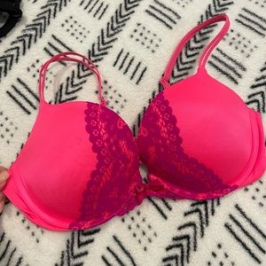 Victoria’s Secret Very Sexy Hot Pink Lace Bra 34D